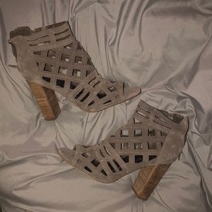 Carlos Santana Wedges